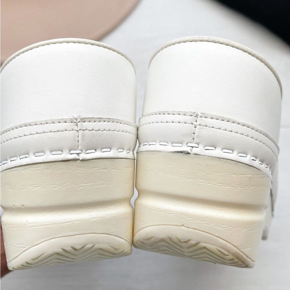 DANSKO Phoebe Professional Comfort Box Women’s Clog - Picture 11 of 17